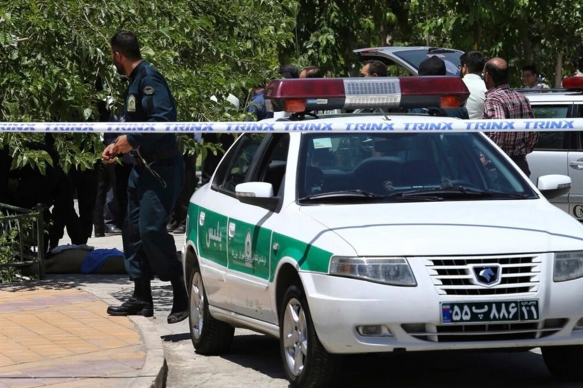 Tehranda naməlum şəxs İran parlamentinin binası qarşısında atəş açıb