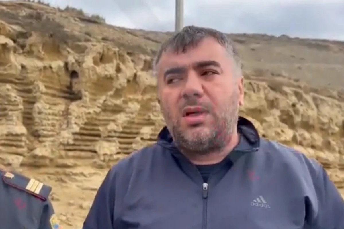 Распространились кадры допроса Рашада Даглы на месте убийства - ВИДЕО