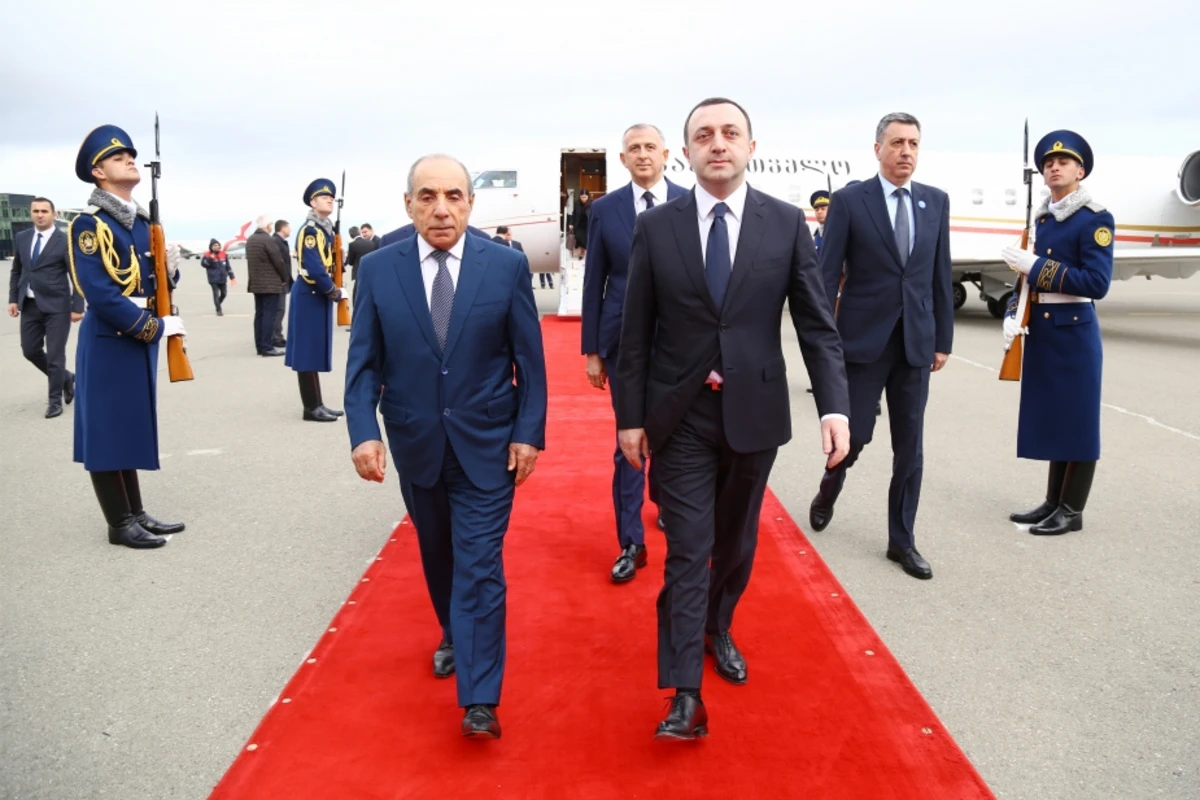Премьер-министр Грузии Ираклий Гарибашвили прибыл с визитом в Азербайджан - ФОТО