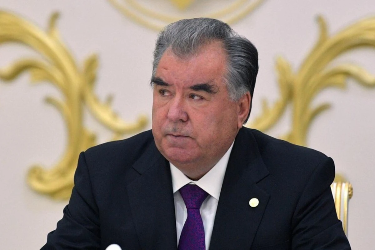 Tacikistan Prezidenti Emoməli Rəhmonun Azərbaycana səfəri başa çatıb
