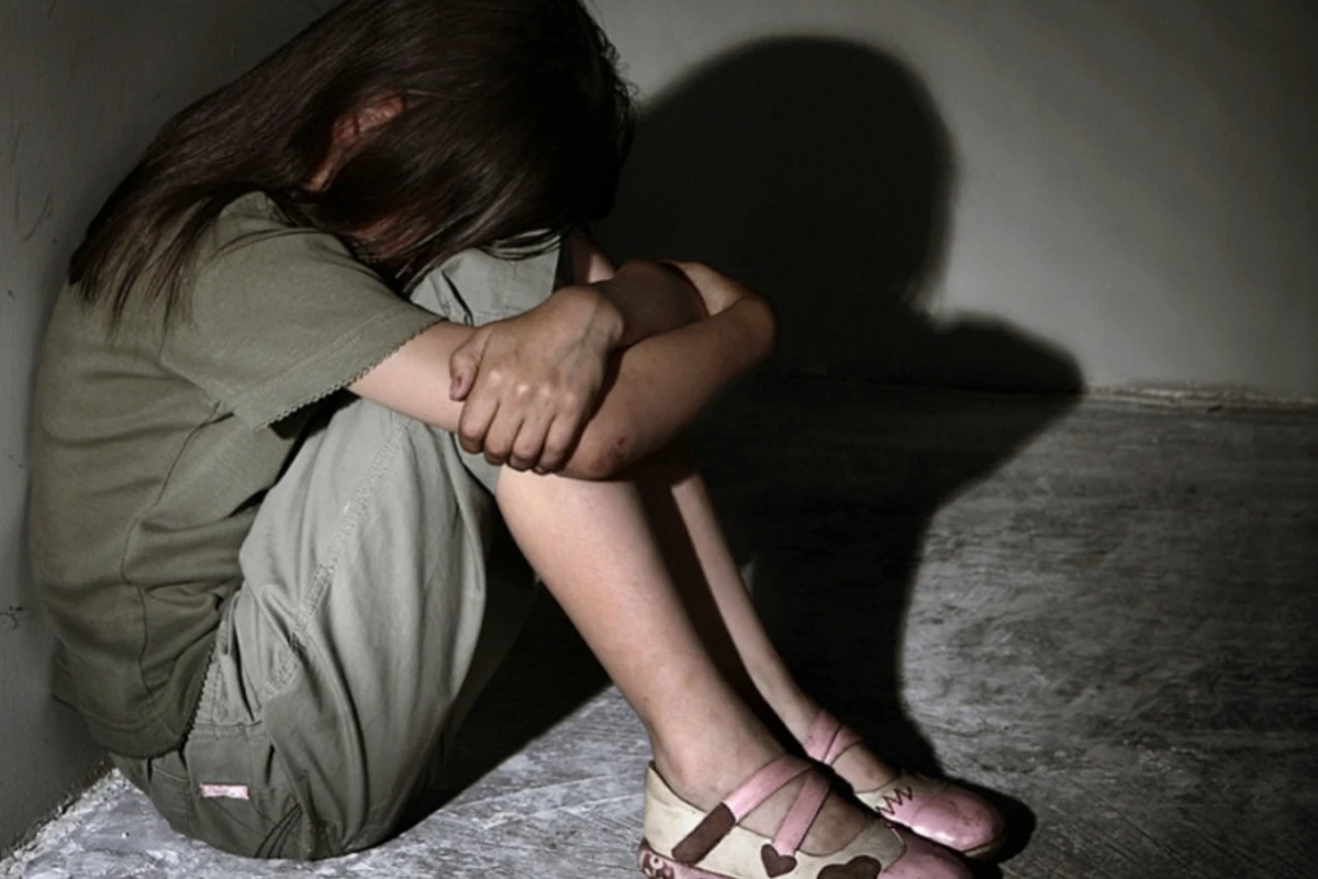 В Баку в отношении 11-летней девочки совершены развратные действия