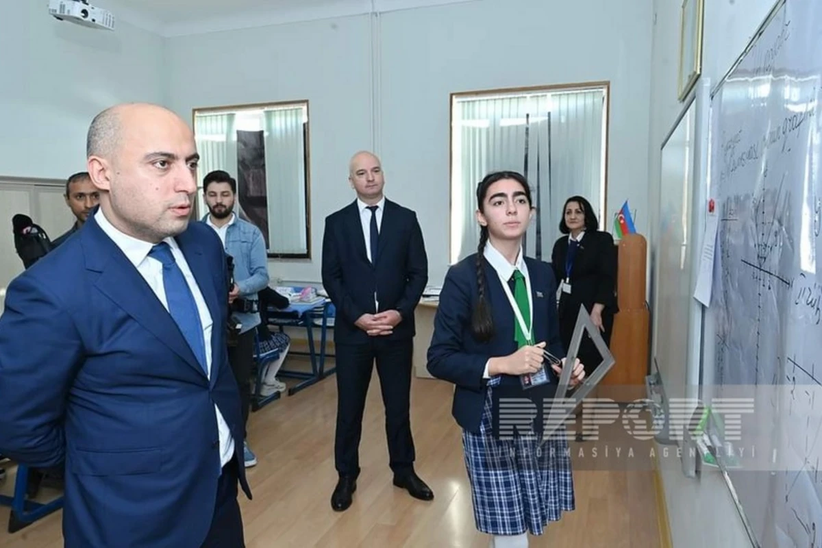 Emin Əmrullayev: “Naxçıvanda təhsilin keyfiyyəti Azərbaycanın digər bölgələri ilə müqayisədə yuxarıdır”