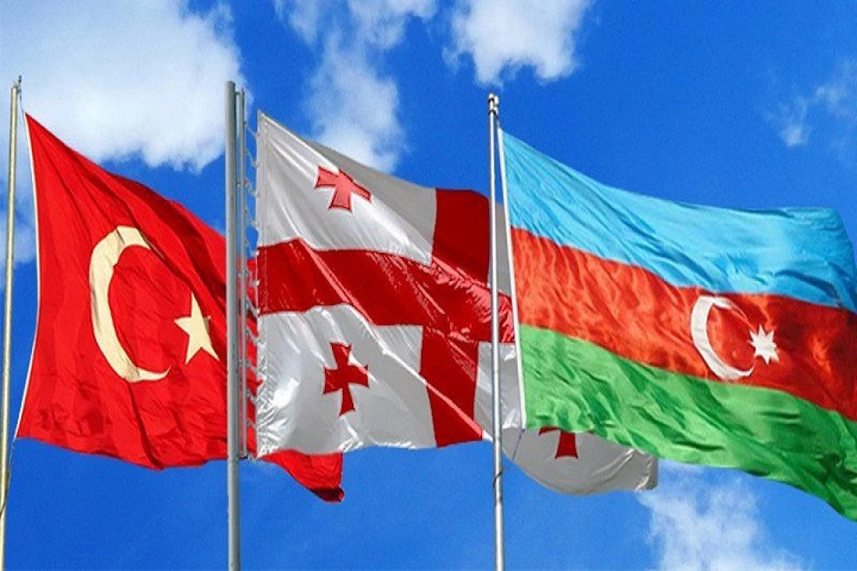 Bakıda Azərbaycan, Türkiyə və Gürcüstan müdafiə nazirlərinin görüşü keçirilir - YENİLƏNİB