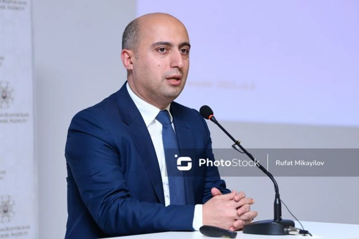 Emin Əmrullayev: Təhlükəli vəziyyət yaranarsa distant təhsilə keçə bilərik - VİDEO