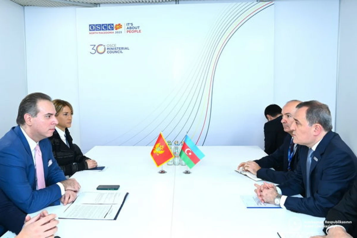 Ceyhun Bayramov Monteneqronun XİN rəhbəri ilə regional məsələləri müzakirə edib - FOTO Ceyhun Bayramov Monteneqronun XİN rəhbəri ilə regional məsələləri müzakirə edib - FOTO