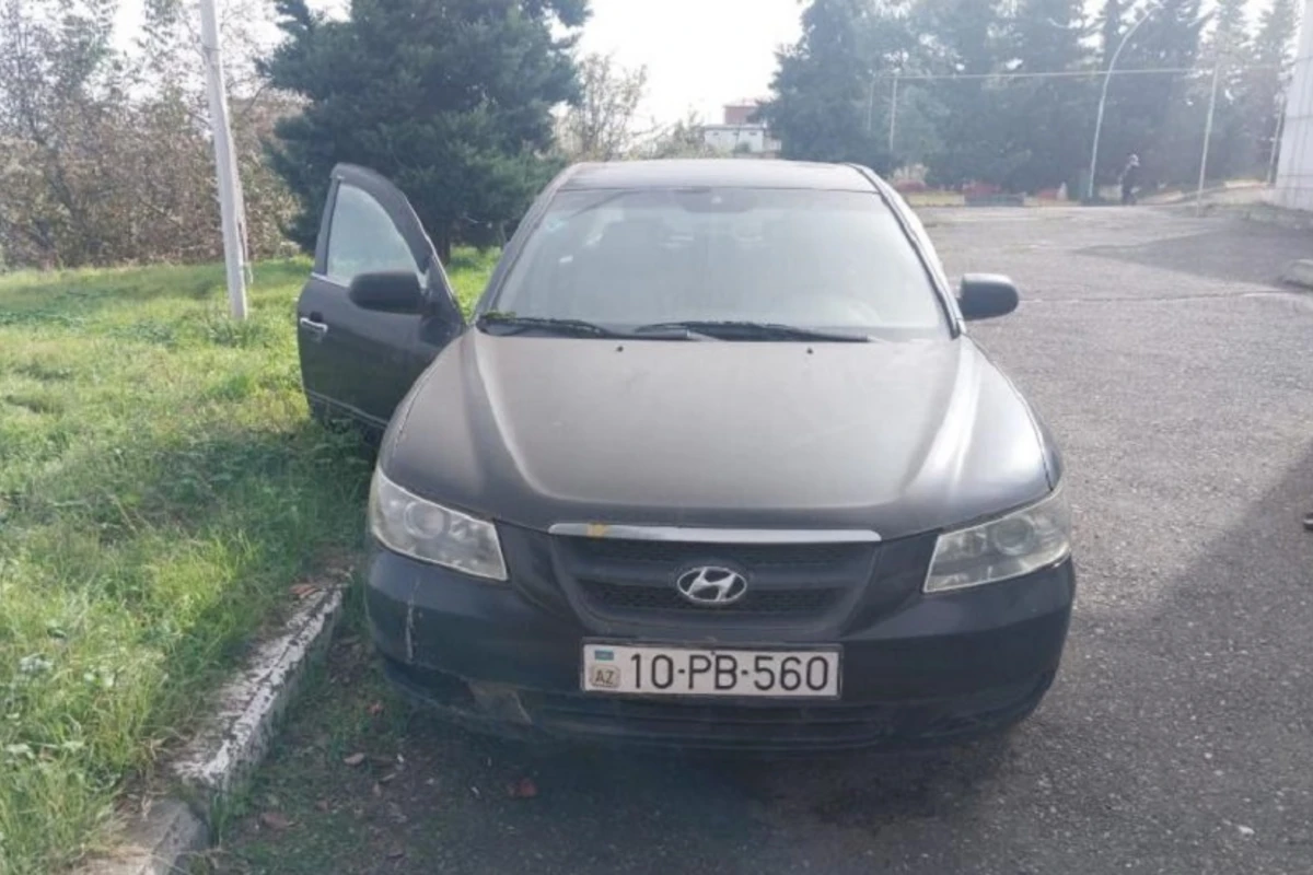Dövlət qurumu maşınlarını satışa çıxardı - Hyundai Sonata - 6500 AZN