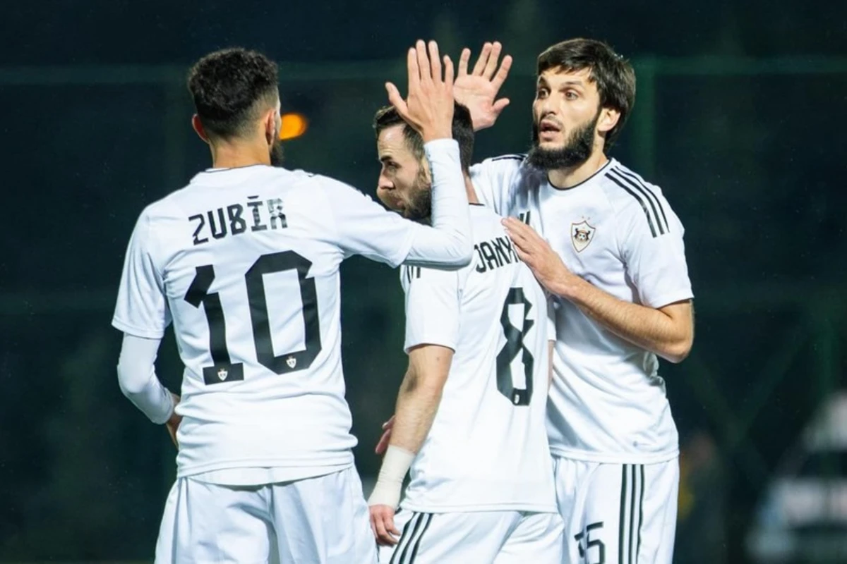 Premyer Liqa: “Qarabağ” “Sumqayıt”ı səfərdə darmadağın edib