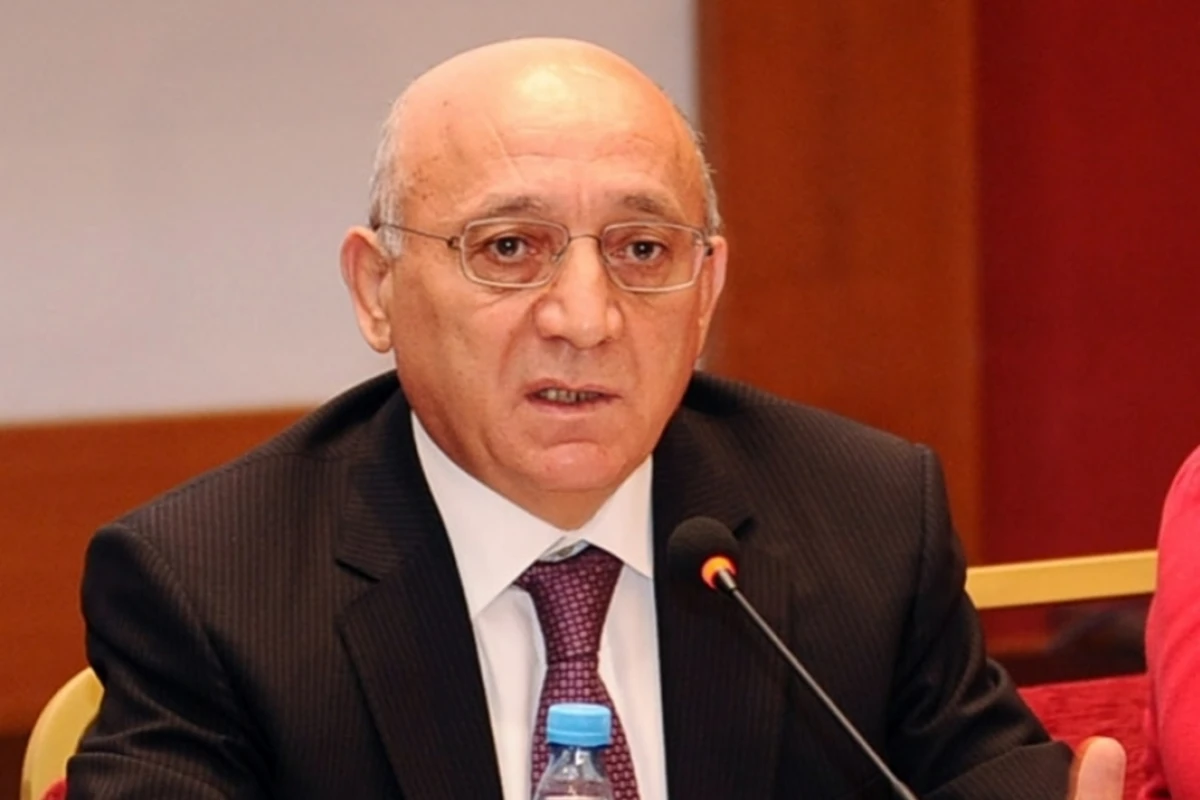 Mübariz Qurbanlı: Hazırda fəaliyyət göstərən din xadimləri də attestasiyadan keçiriləcək