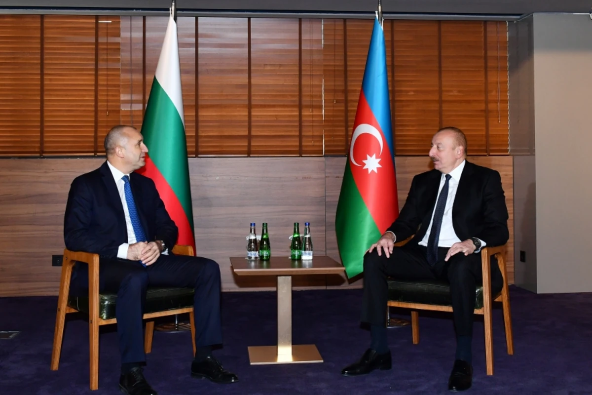 Azərbaycan Prezidenti İlham Əliyevin Bolqarıstan Prezidenti Rumen Radev ilə təkbətək görüşü olub - FOTO