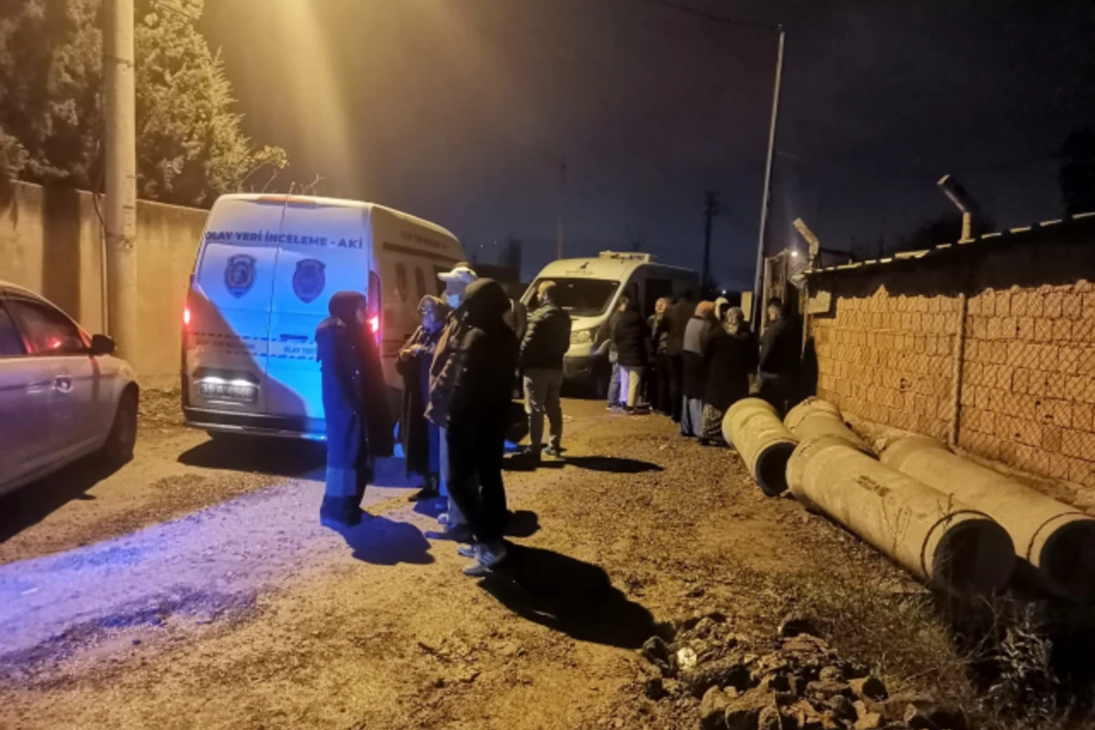 Narkotik aludəçisi yeniyetmə anasını vəhşicəsinə döyərək öldürdü - FOTO