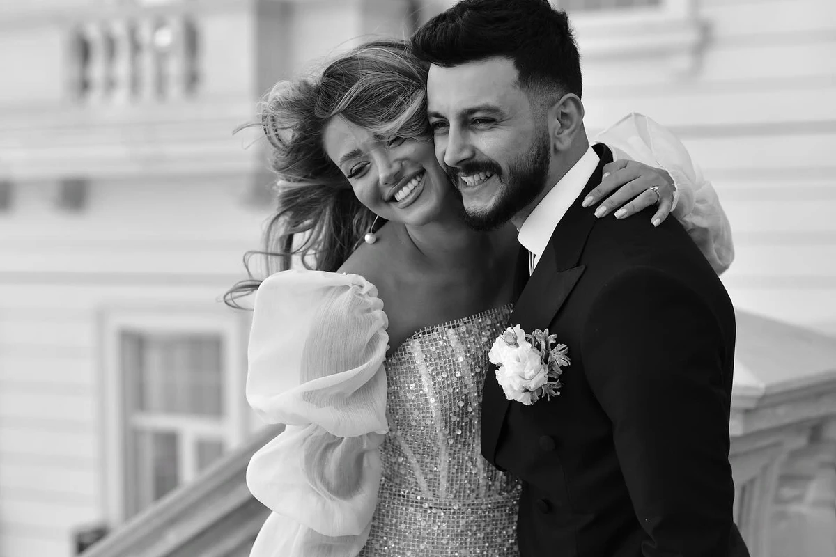 Mərdan Kazımovdan bloger nişanlısına: Dünyanın ən gözəl qızı ... - FOTO