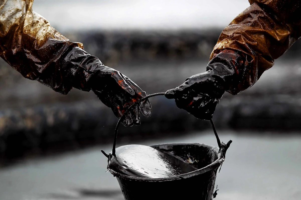 Цена нефти Brent опустилась ниже 73 долларов за баррель