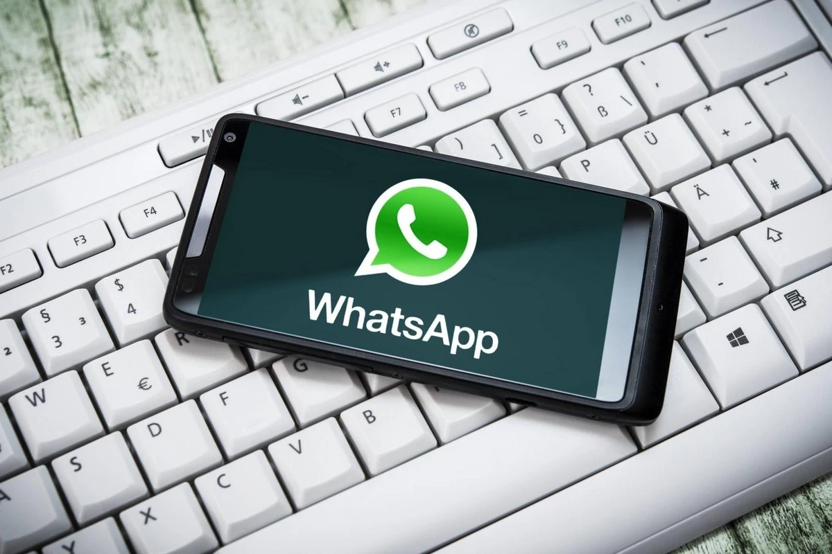 В WhatsApp появилась возможность закреплять сообщения - ВИДЕО В WhatsApp появилась возможность закреплять сообщения - ВИДЕО