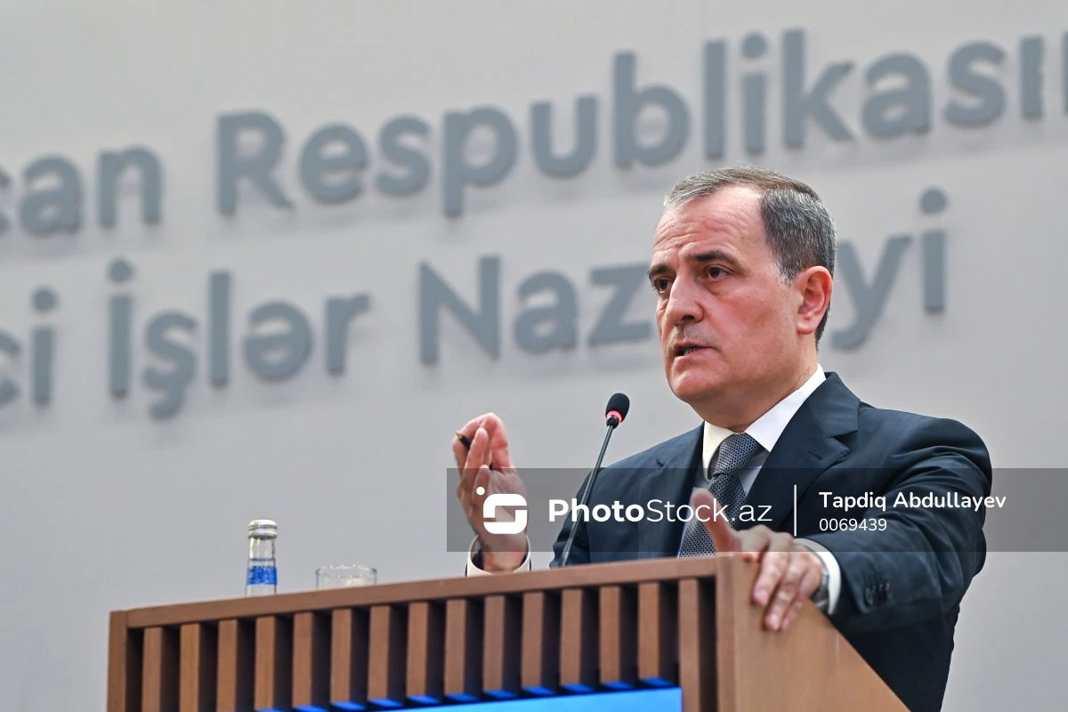 Ceyhun Bayramov: Ermənistanın sərhəddən qoşunların çəkilməsi ilə bağlı təklifi Azərbaycan üçün qəbuledilən deyil