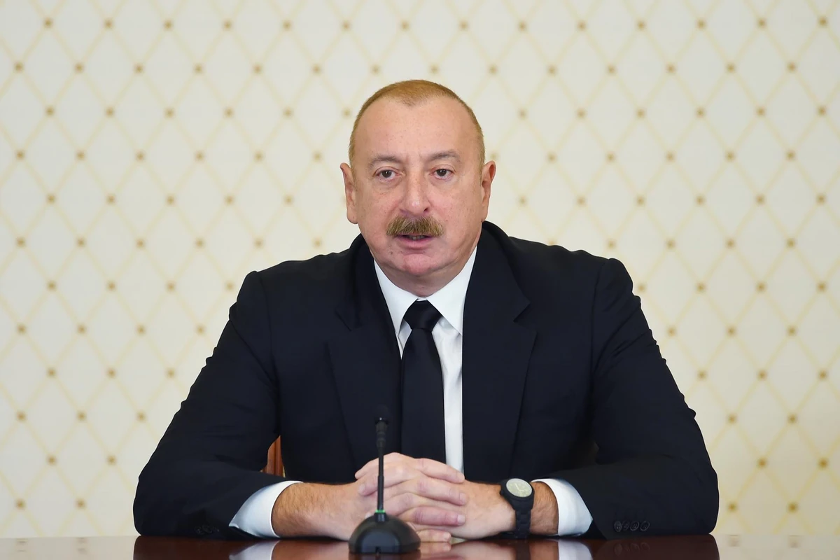 Prezident: “Fransada bəzi siyasi liderlər ermənilərdən daha çox erməni olmağa çalışırlar”