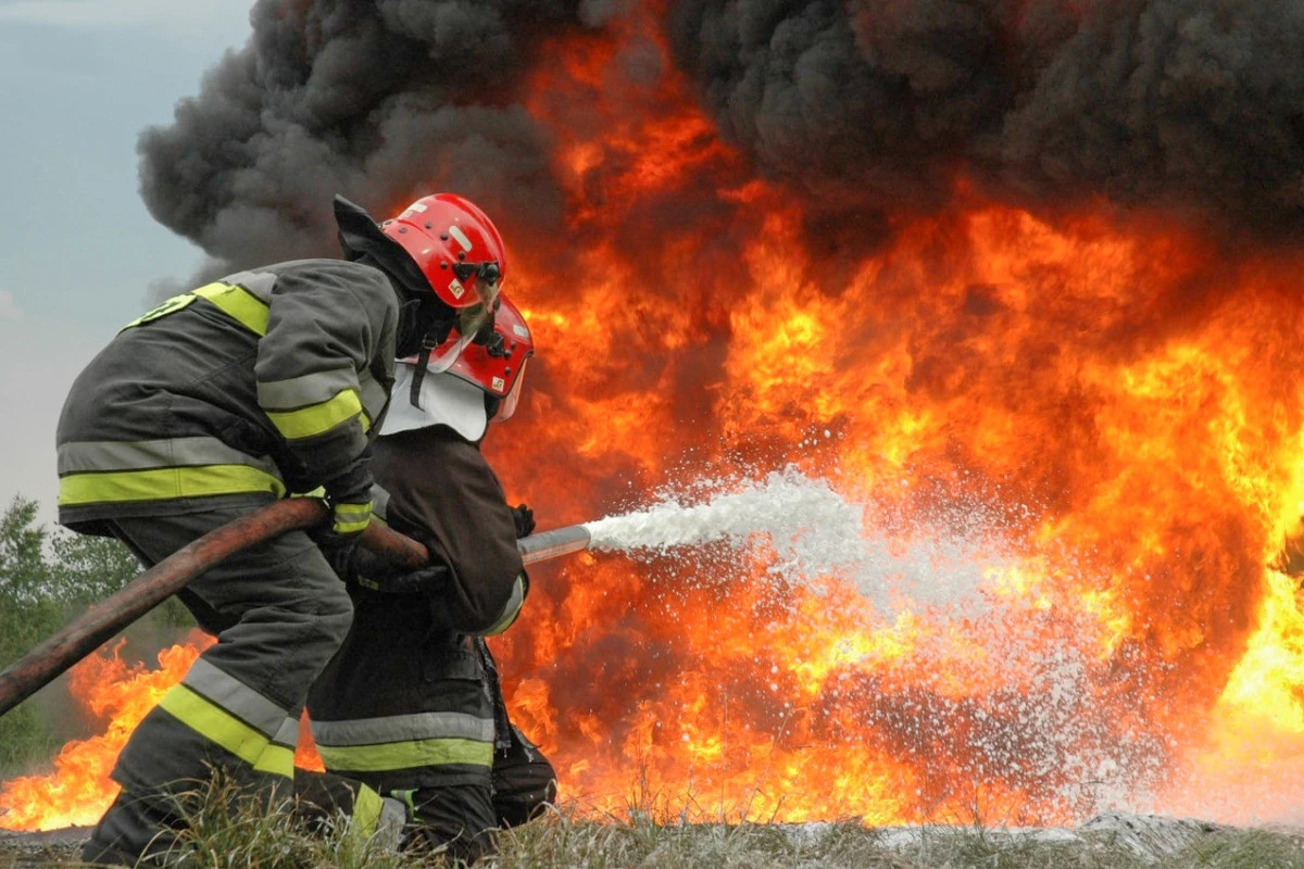 Bakıda restoranda yanğın olub Bakıda restoranda yanğın olub