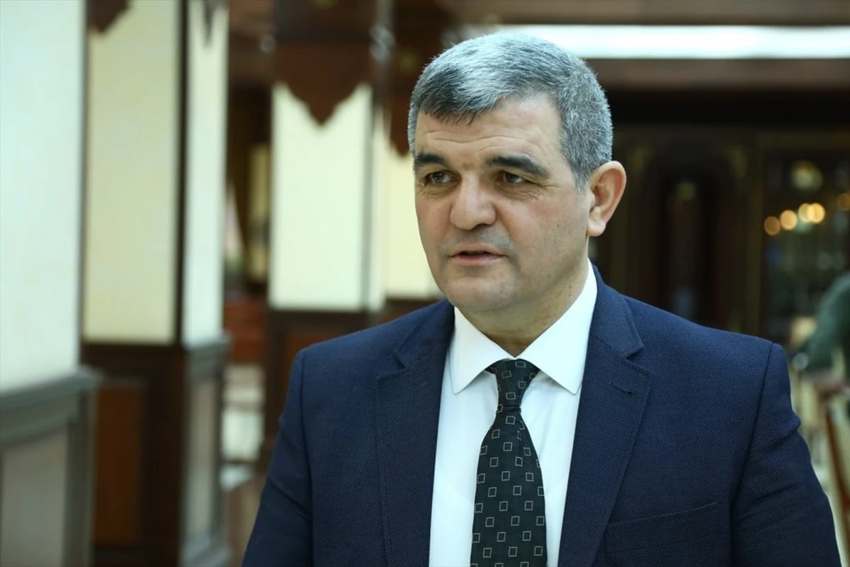 Fazil Mustafanın prezidentliyə namizədliyinin irəli sürülməsi barədə sənədlər MSK-ya təqdim edilib