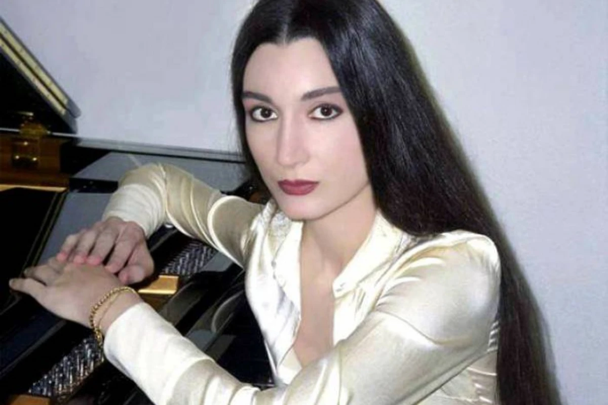 Əzizə Mustafazadədən anası Eliza ilə bağlı paylaşım - FOTO