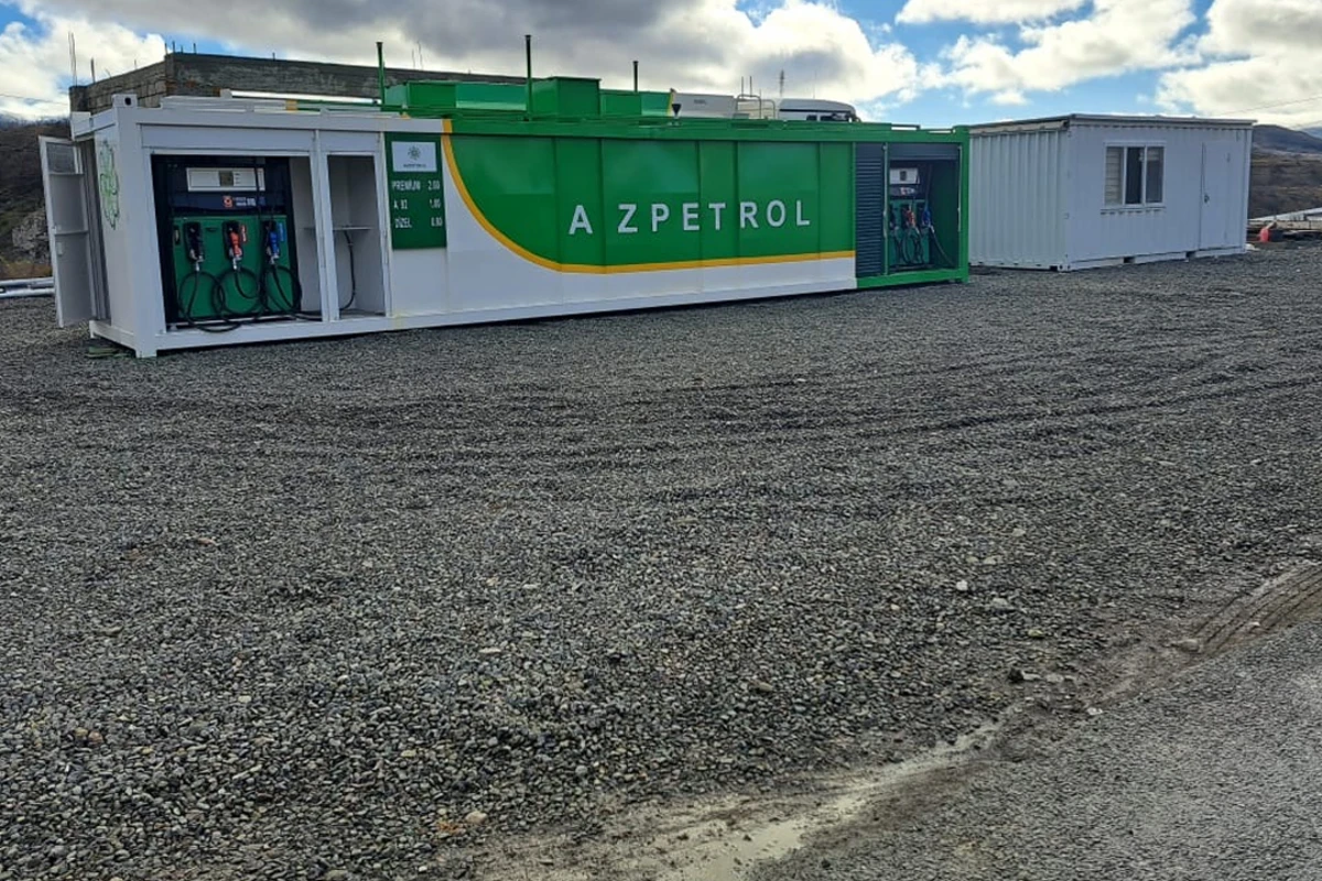 “Azpetrol” şirkəti Xankəndi şəhərində sayca 102-ci Modul tipli yanacaqdoldurma məntəqəsini istifadəyə verdi