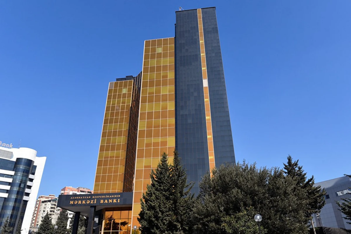 Azərbaycan Mərkəzi Bankı uçot dərəcəsini azaldıb