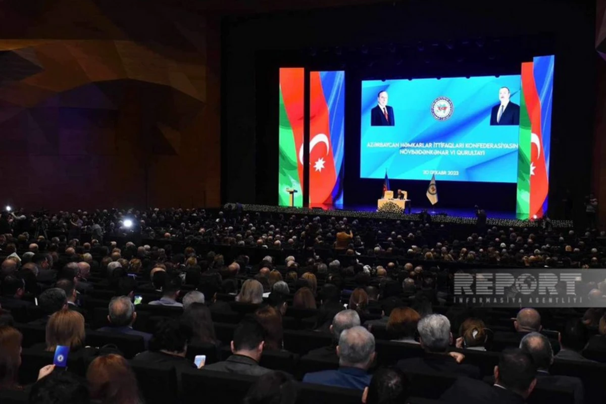 AHİK-in qurultayında İlham Əliyevin prezidentliyə namizədliyinin dəstəklənməsi barədə bəyanat qəbul edilib - YENİLƏNİB