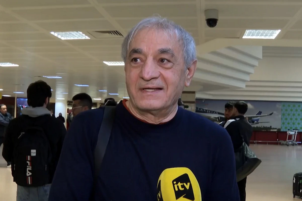 Qarabağdan 14 yaşında çıxan Fəxrəddin Manafov Xankəndiyə gedir - VİDEO