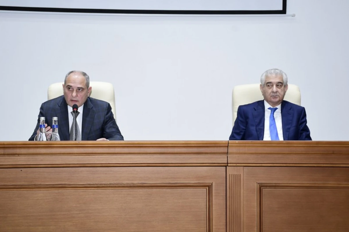 Prezidenti seçkiləri ilə əlaqədar YAP-ın Tədbirlər Planının icra vəziyyəti müzakirə olunub - FOTO