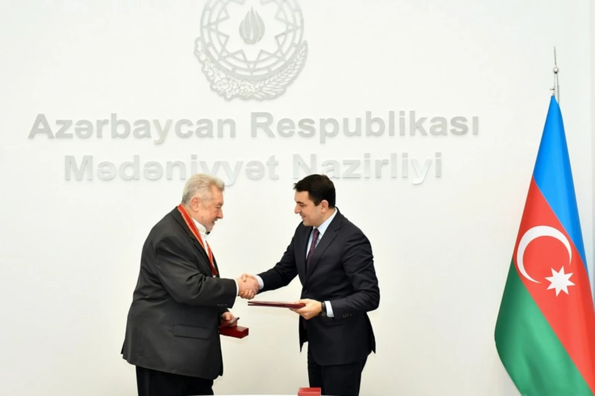 Yuli Qusmana “Şərəf” ordeni təqdim edilib