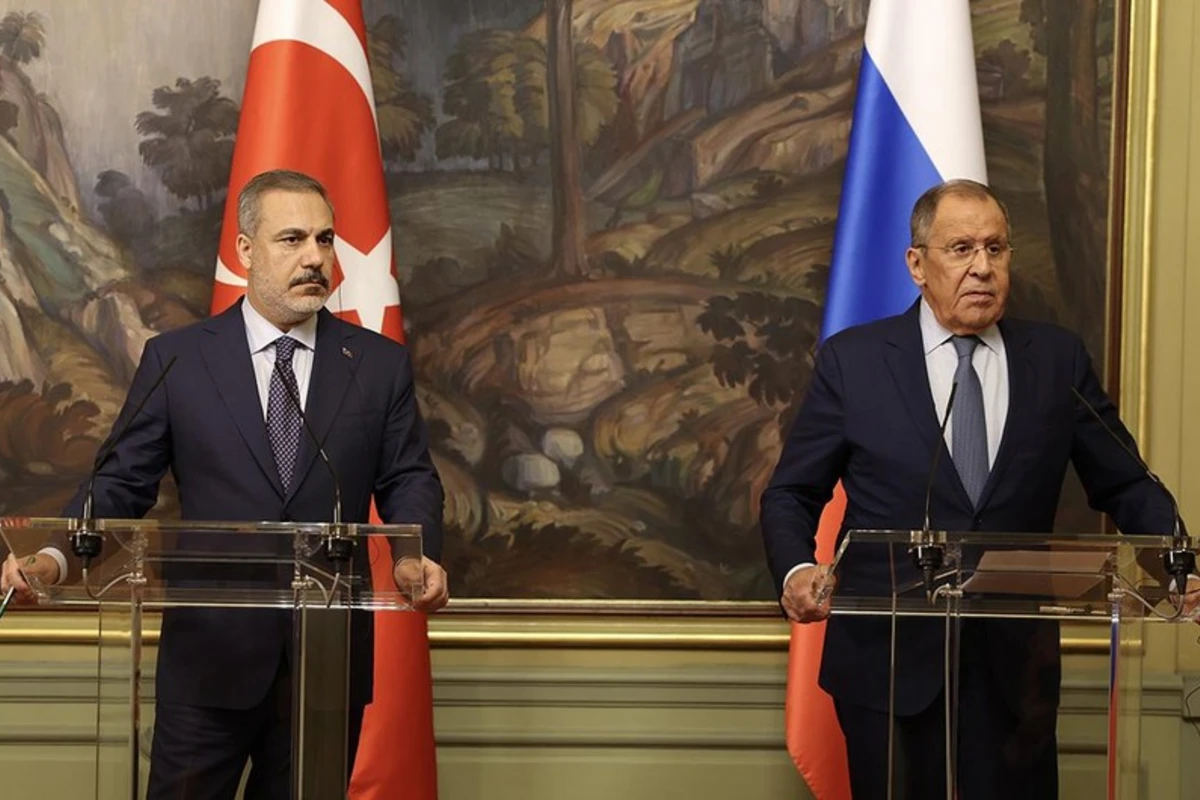 Türkiyə və Rusiyanın XİN başçıları Azərbaycan-Ermənistan sülh danışıqlarını müzakirə ediblər