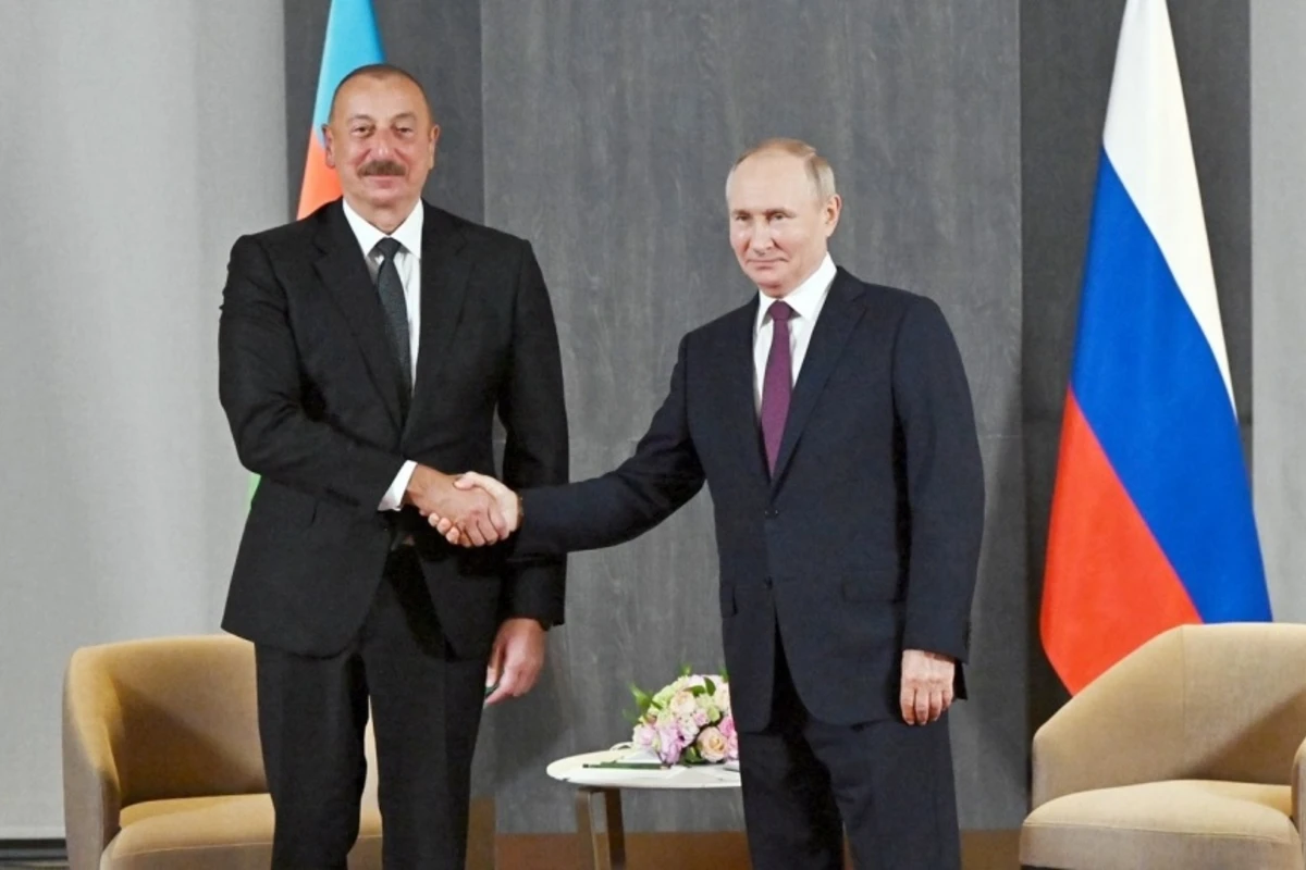 Vladimir Putin Prezident İlham Əliyevi təbrik edib