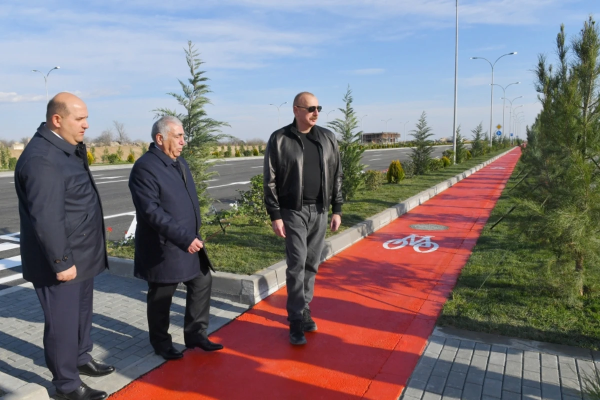 İlham Əliyev Ağdam şəhərinin daxili yollarında aparılan işlərlə tanış olub - FOTO