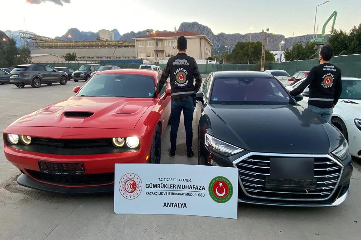 Türkiyədə 15 lüks avtomobil müsadirə olundu: ÜMUMİ DƏYƏRİ 187 milyon lirə Türkiyədə 15 lüks avtomobil müsadirə olundu: ÜMUMİ DƏYƏRİ 187 milyon lirə