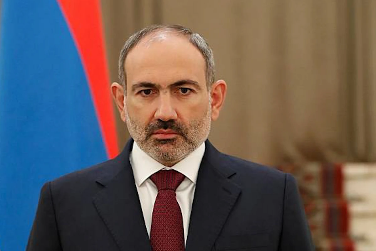 Пашинян отправился с визитом в Россию
