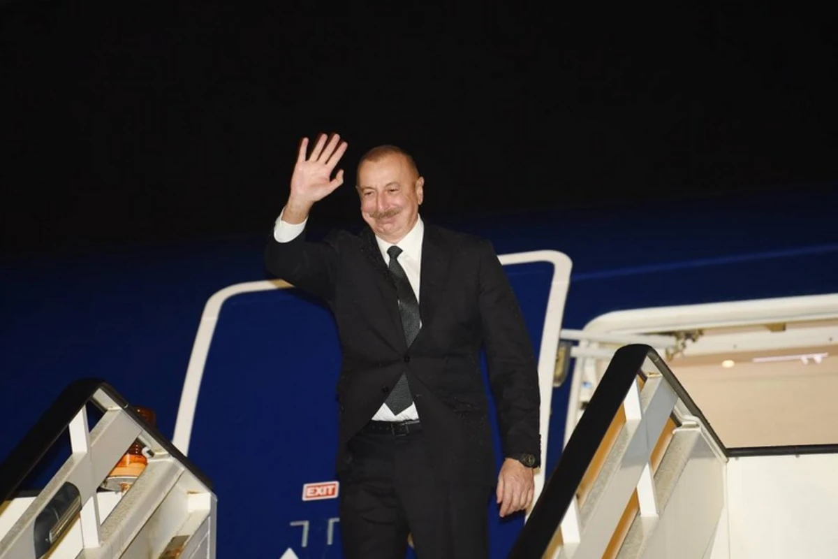 Prezident İlham Əliyevin Sankt-Peterburq şəhərinə işgüzar səfəri başa çatıb