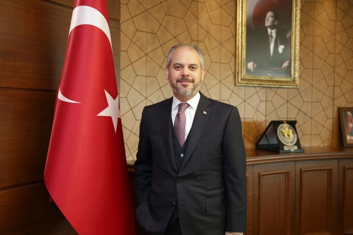 Ərdoğanın müşaviri: İsveç NATO-ya üzv olmaq üçün ciddi addımlar atıb