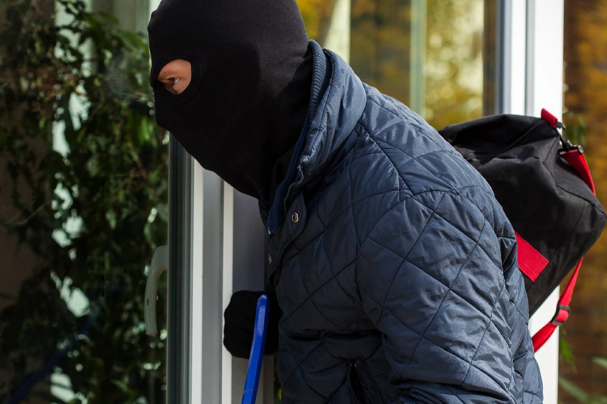 Marketdən 1639 manat dəyərində oğurluq etməkdə şübhəli bilinən saxlanılıb