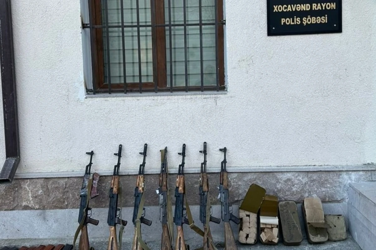 В Ходжавенде обнаружены оружие и боеприпасы