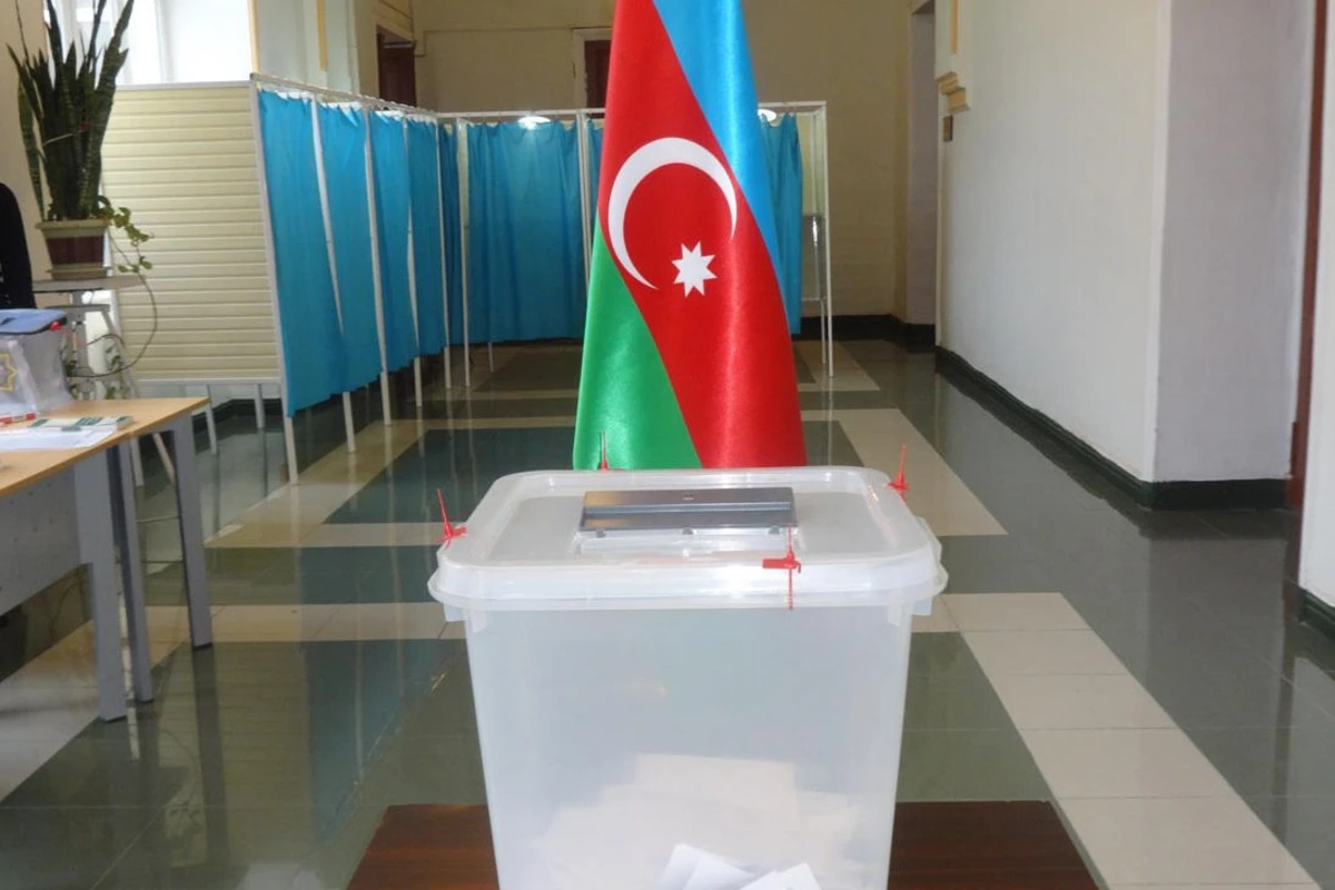 Azərbaycanın xaricdə olan 37 nümayəndəliyində 49 seçki məntəqəsi yaradılıb Azərbaycanın xaricdə olan 37 nümayəndəliyində 49 seçki məntəqəsi yaradılıb