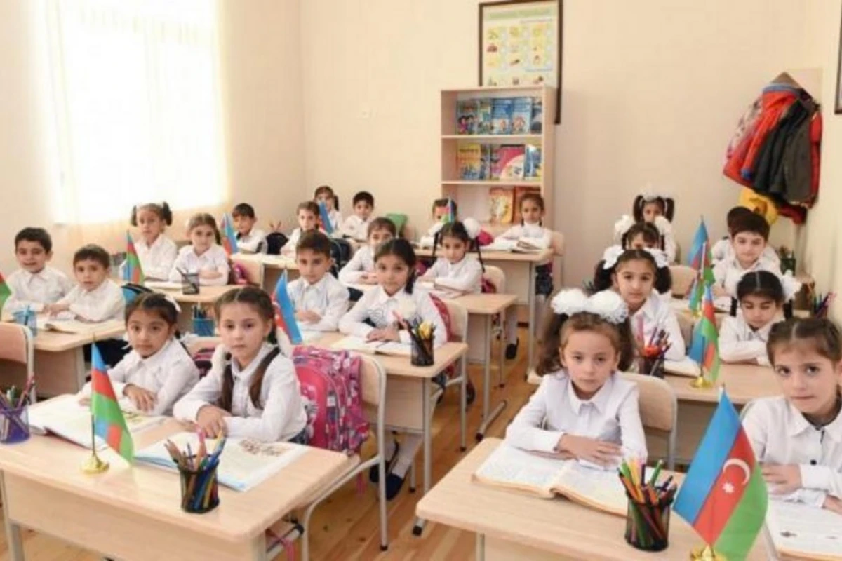 Buraxılış imtahanlarına görə şagird yerdəyişməsi dayandırılır