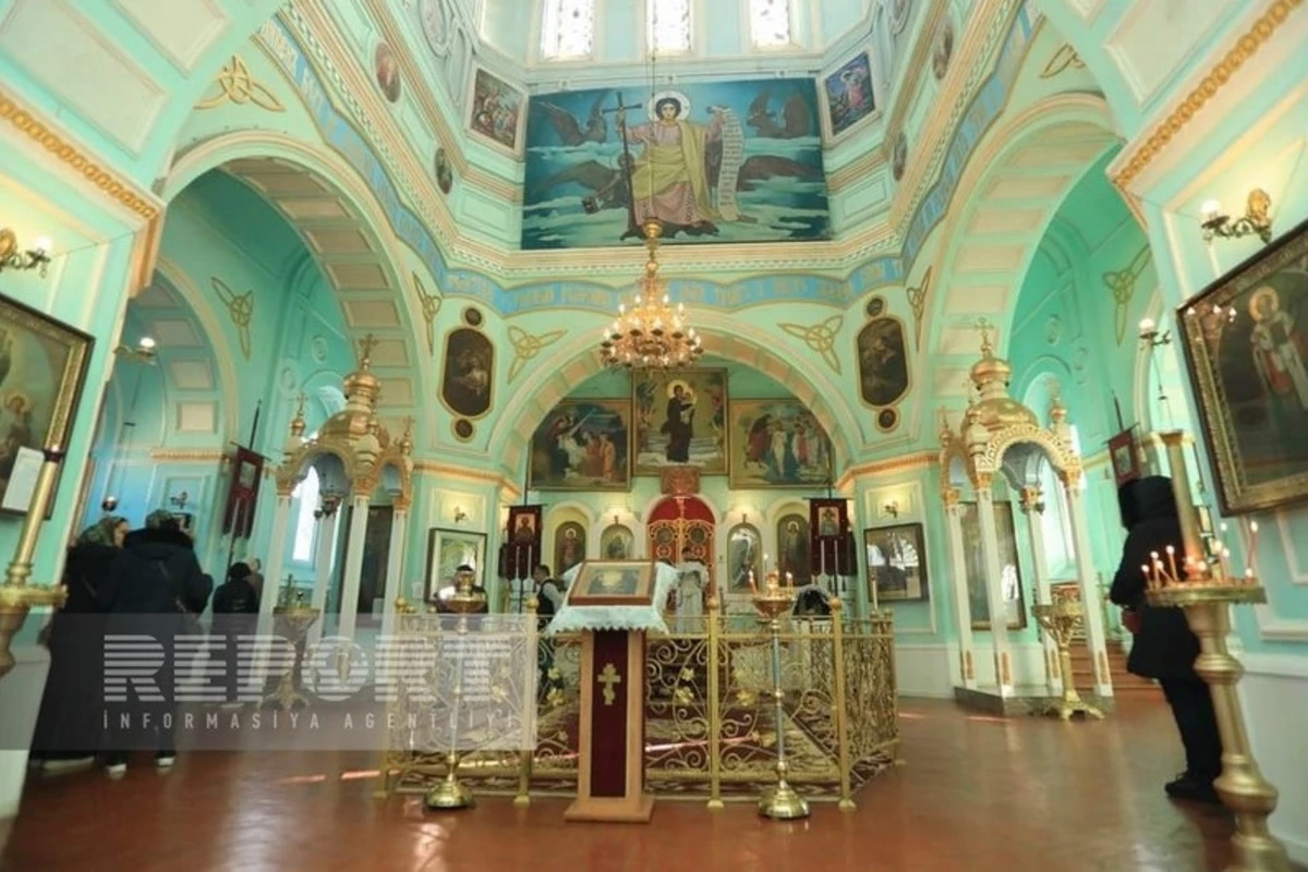 Gəncədə pravoslav xristianlar tərəfindən Milad bayramı qeyd olunub - FOTO