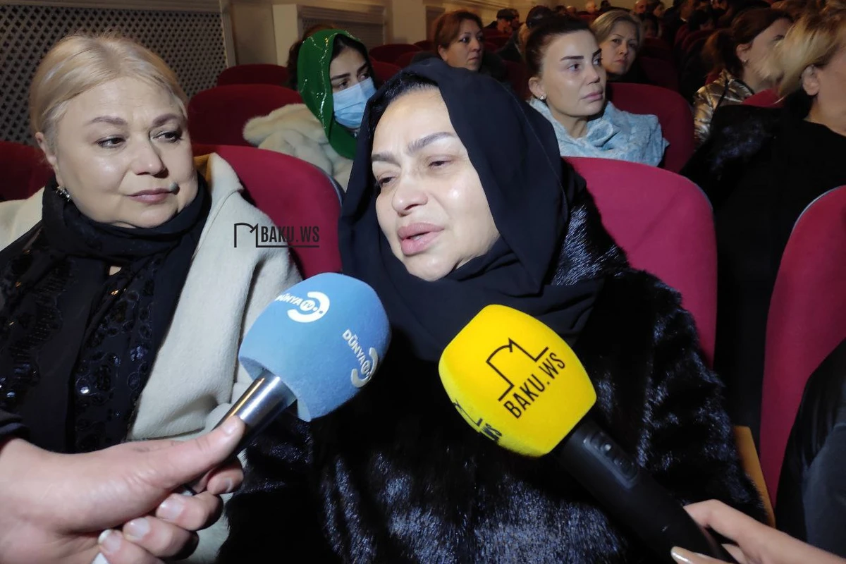 Aygün Bəylərin qızından danışan Firuzə İbadova: Dedim ağlama ki, o narahat olmasın  - FOTO