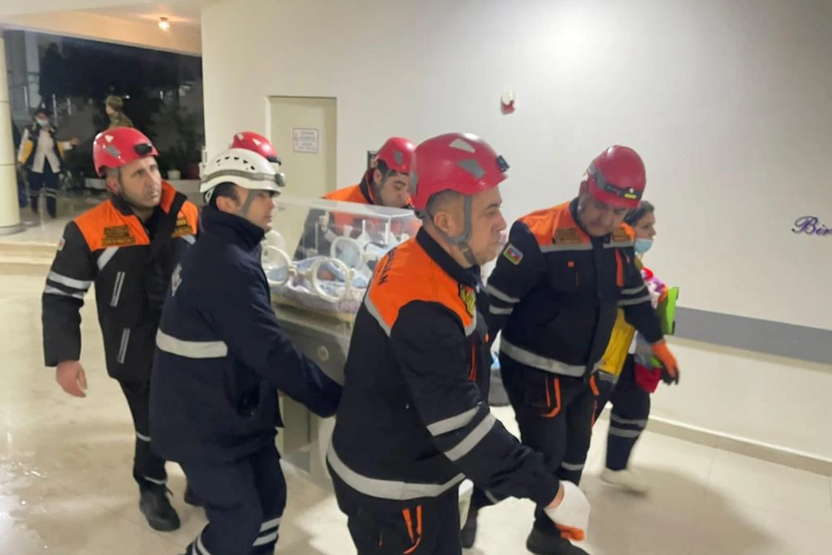Yanğından yarım saat əvvəl doğulan üçəmlərin atası danışdı