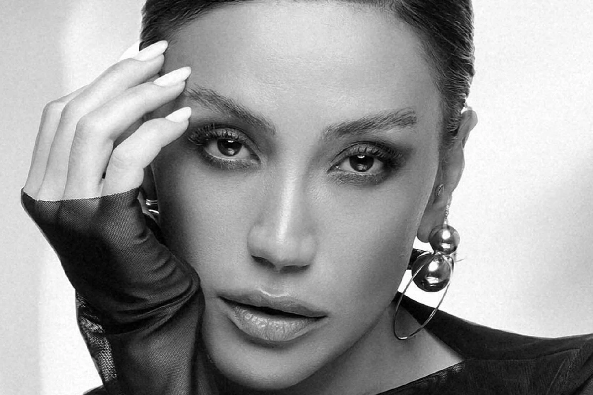 Röya Ayxanın bu mahnısı xaricdə də uğur qazandı - FOTO/VİDEO