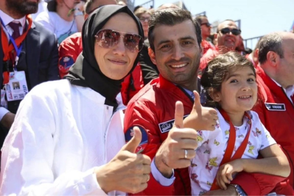Selçuk Bayraktar ikinci dəfə ata olub - FOTO