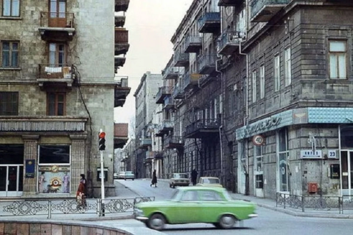 Bakı 1970-ci il: Ecazkar şəhərdən gözoxşayan görüntülər - VİDEO