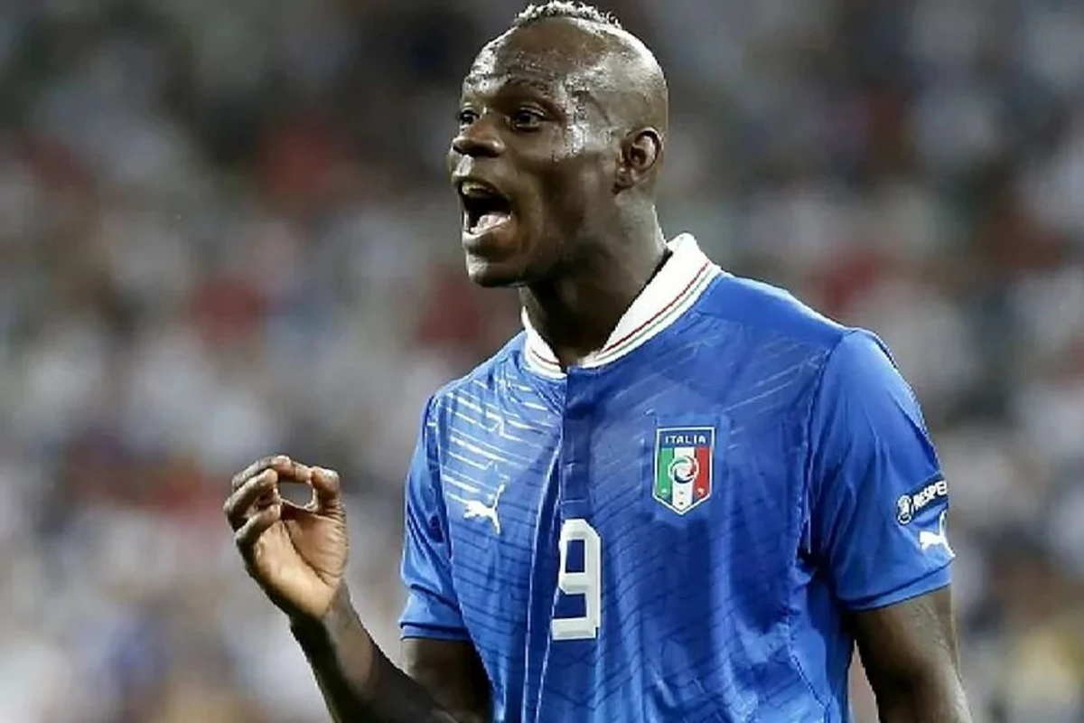 Mario Balotelli Azərbaycandan təklif alıb