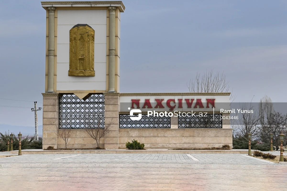 Naxçıvan məktəblərində müəllimlər vahid uniformaya keçirlər? - RƏSMİ AÇIQLAMA