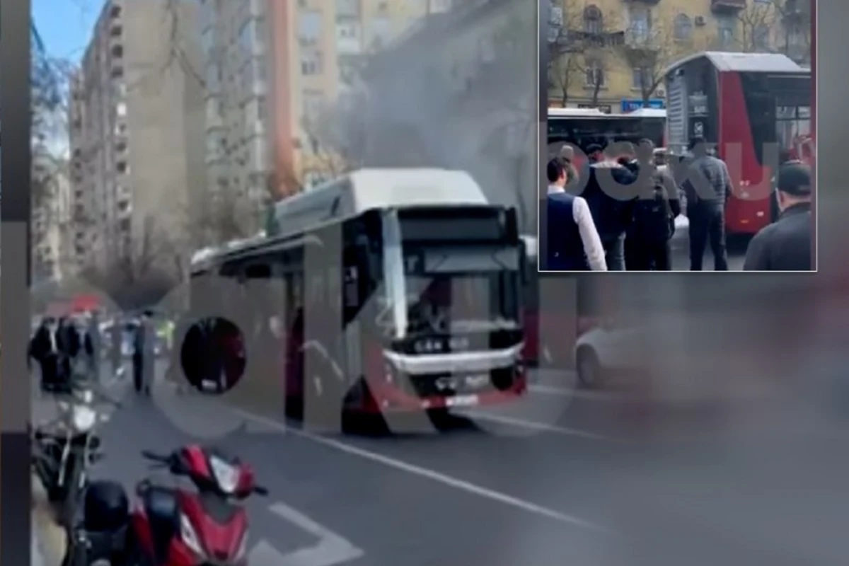 В Баку задымился маршрутный автобус - ЗАЯВЛЕНИЕ + ВИДЕО