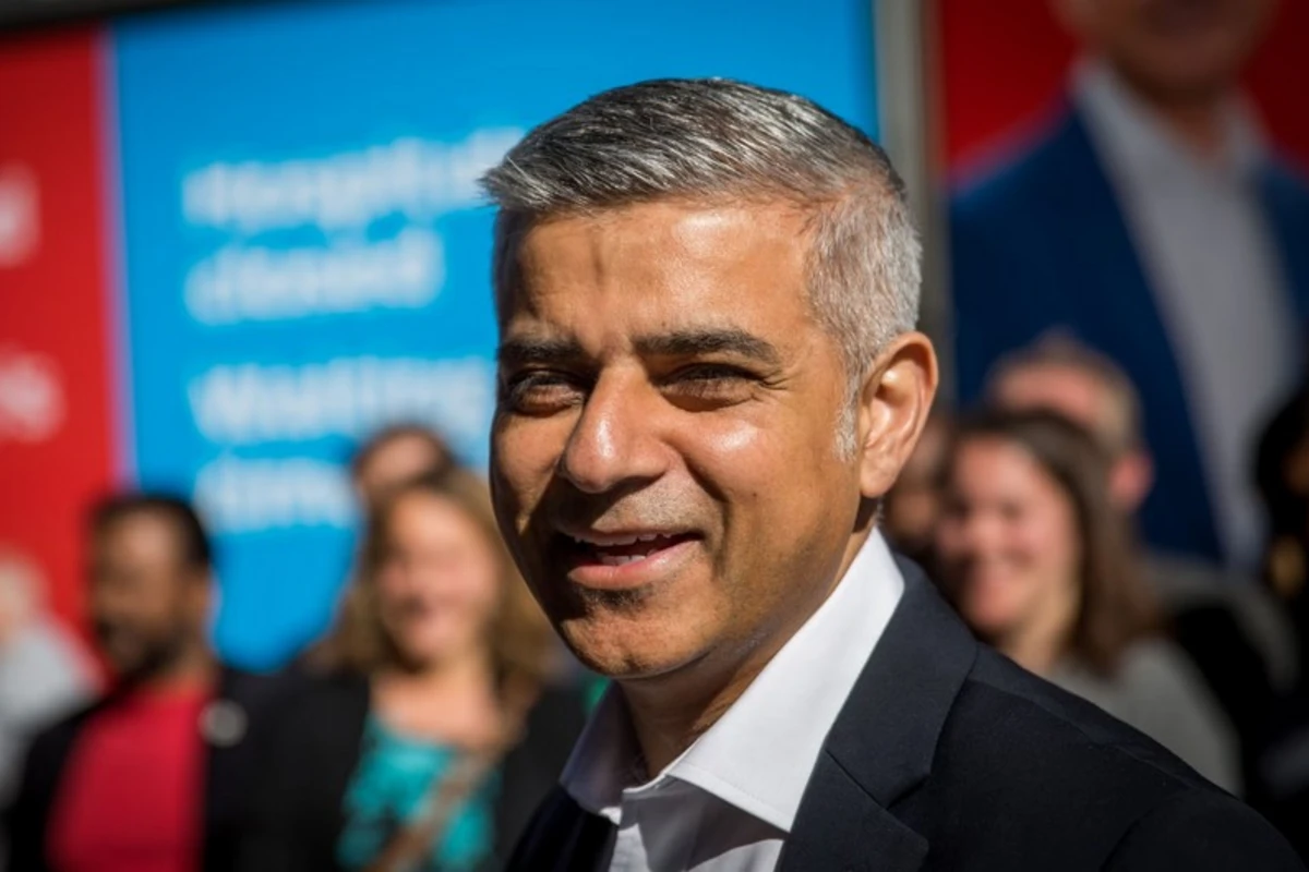 London meri: “Aİ-dən çıxış Britaniya iqtisadiyyatına 140 milyard funta başa gəlib”