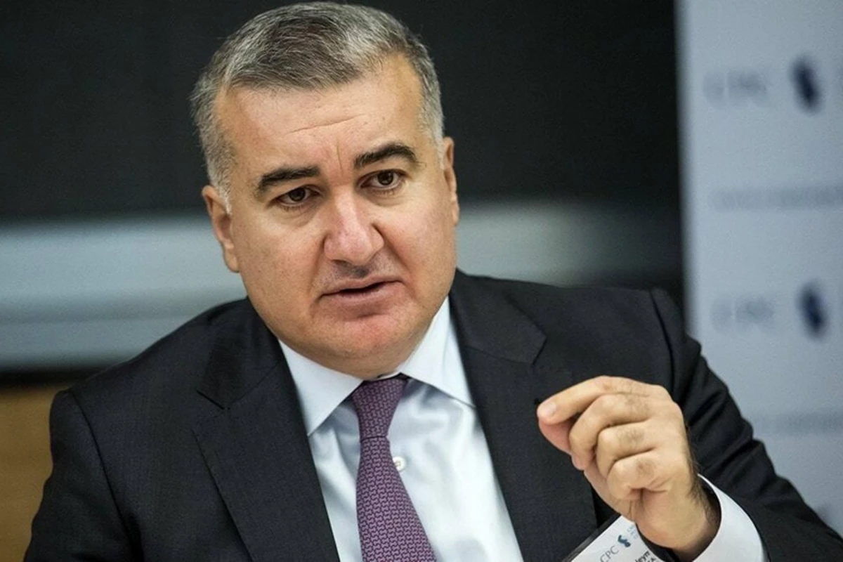 Elin Süleymanov Economistdə yazıb: Azərbaycan və Ermənistan münaqişəni arxada qoyub tarixi addımlar atır